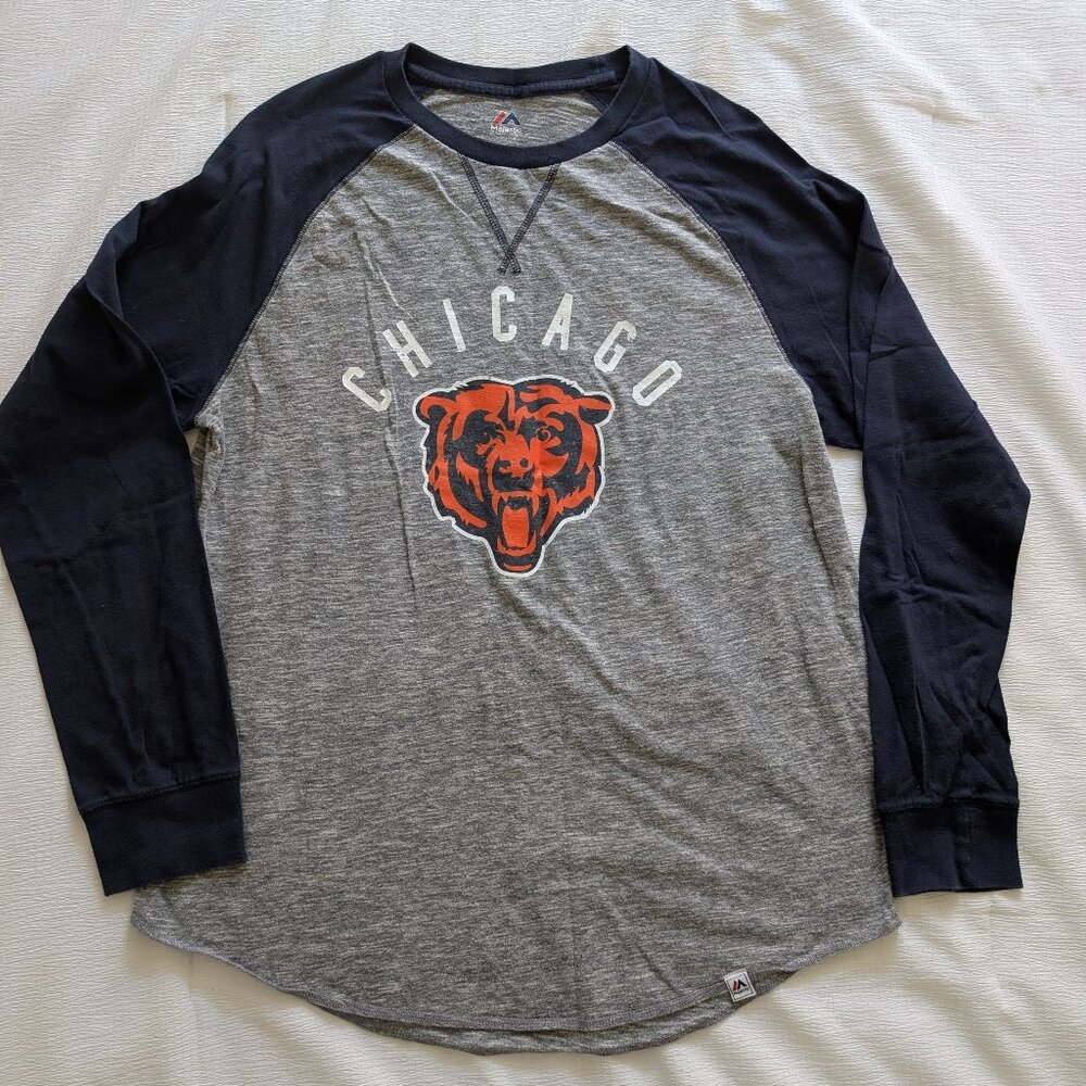Chicago Bears Majestic Raglan Distressed Shirt